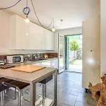 2 Bedroom Stunning In 度假居