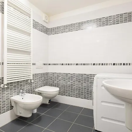 בית נופש 2 Bedroom Amazing In