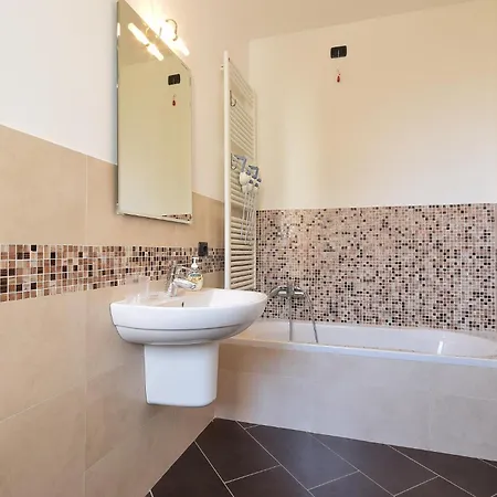 2 Bedroom Amazing In בית נופש ואדו-ליגורה