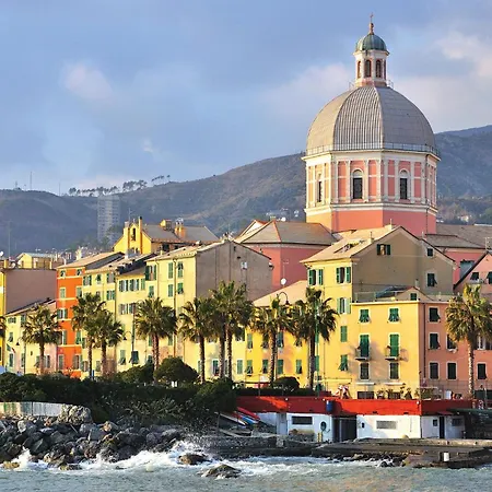 2 Bedroom Amazing In Vado Ligure