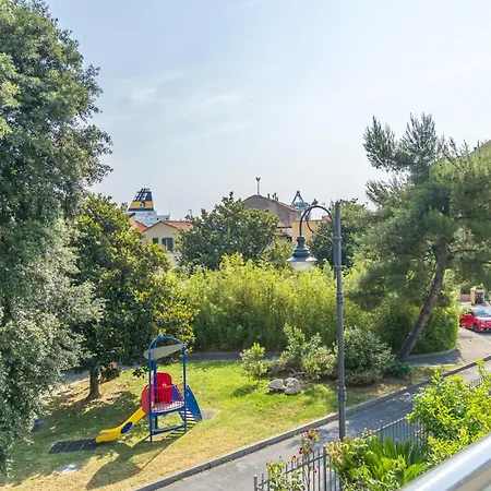 2 Bedroom Stunning In Holiday home