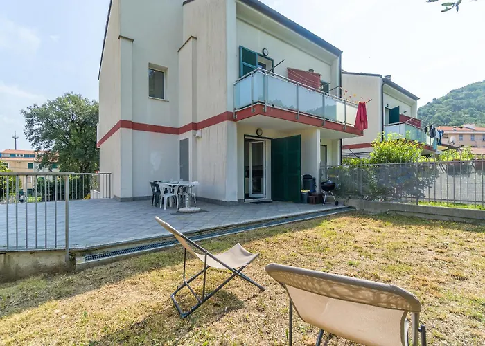 Feriehus 2 Bedroom Stunning In Vado Ligure