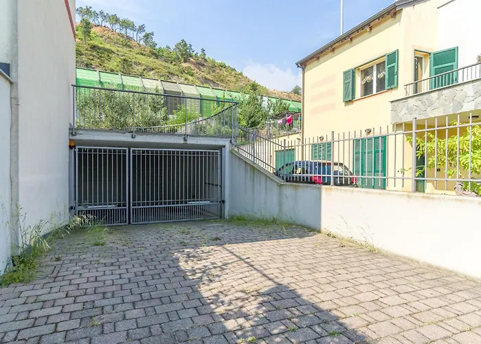 2 Bedroom Stunning In * Vado Ligure