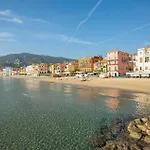 Semesterbostad 2 Bedroom Stunning In